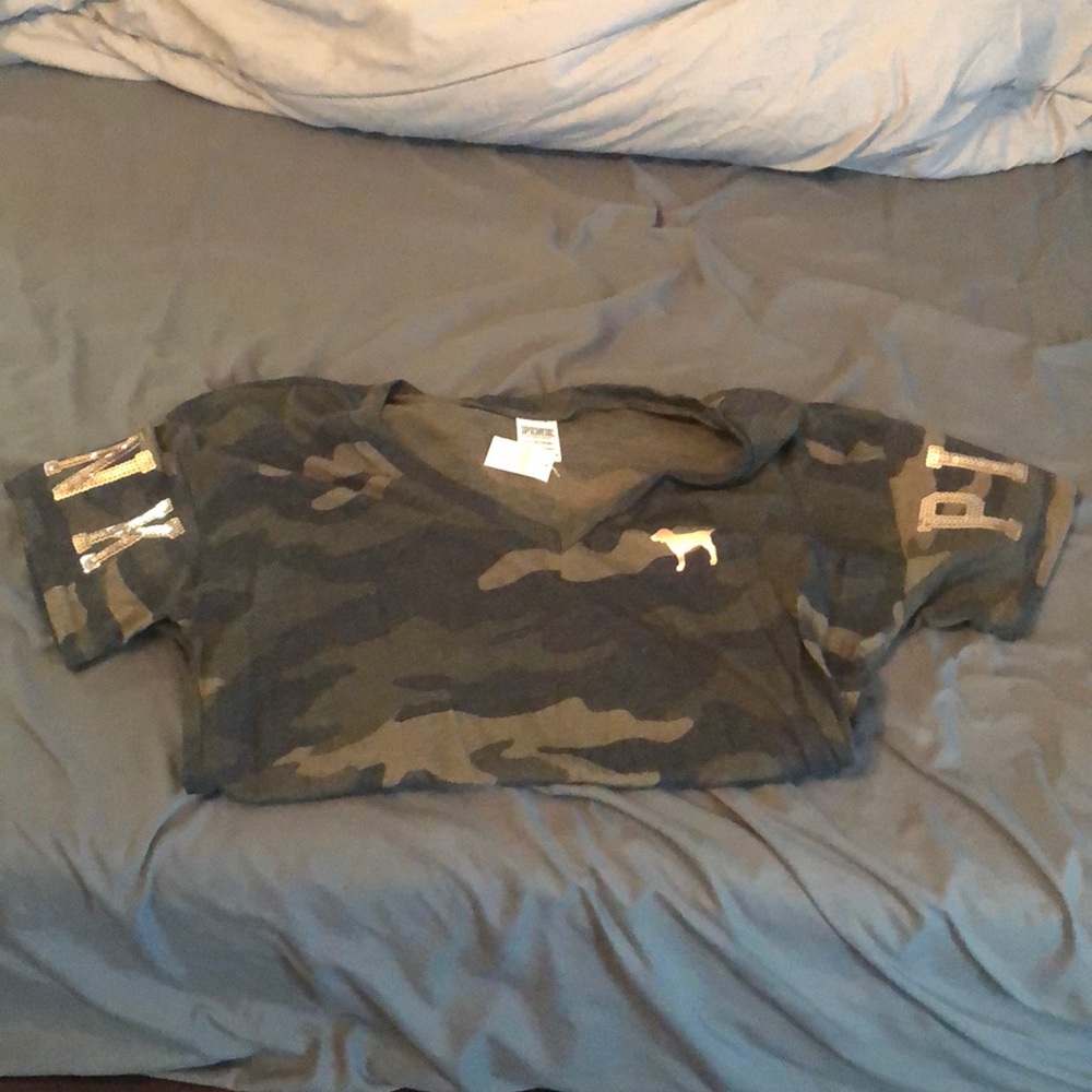 Victoria’s Secret V-neck